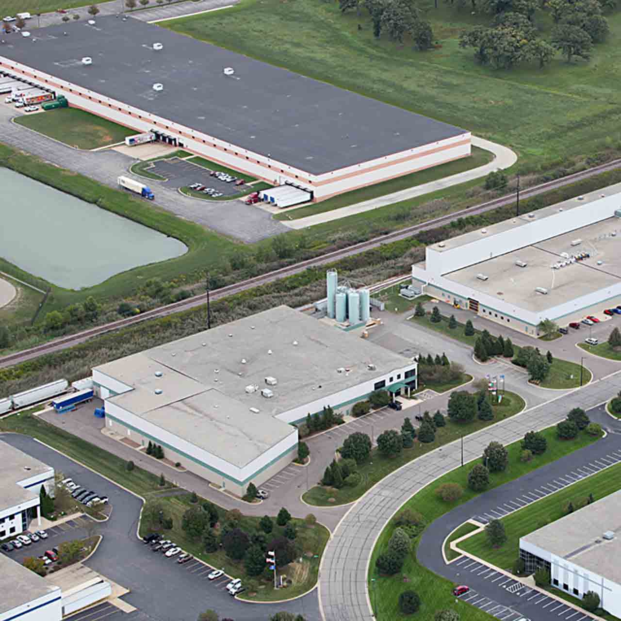 An exterior view of SPG's Pleasant Prairie, WI facility